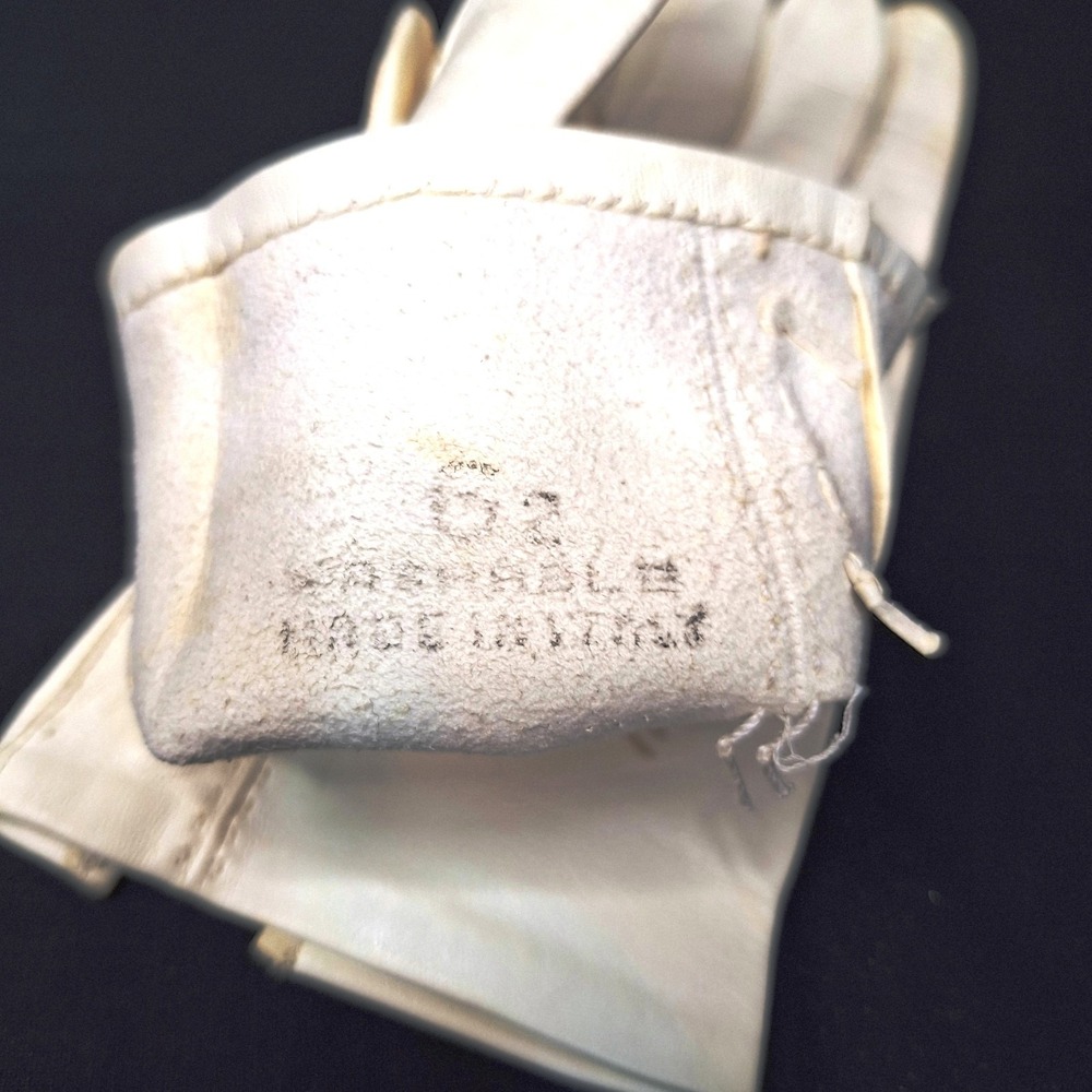 Vintage Ladies' White Leather Gloves‎ Size 6-1/2  Made in Italy - Picture 6 of 8